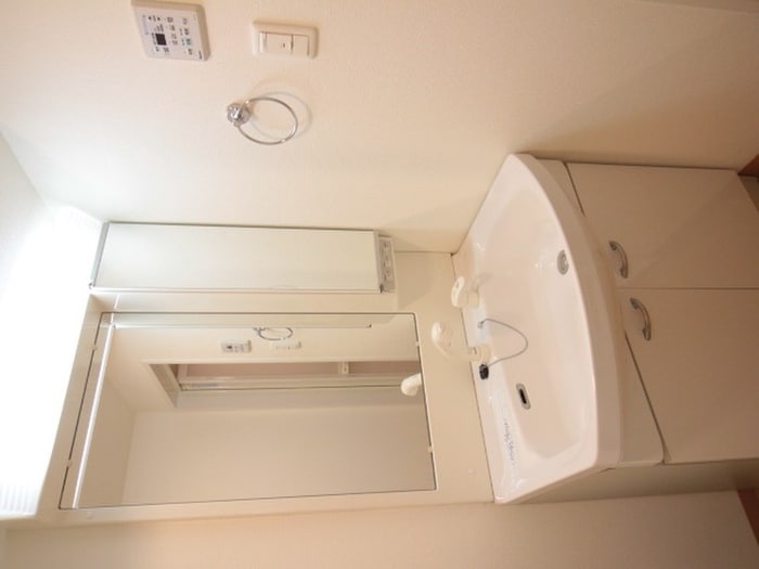 物件内観写真16　(洗面)