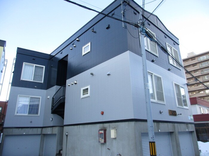 物件外観写真2　(外観写真)