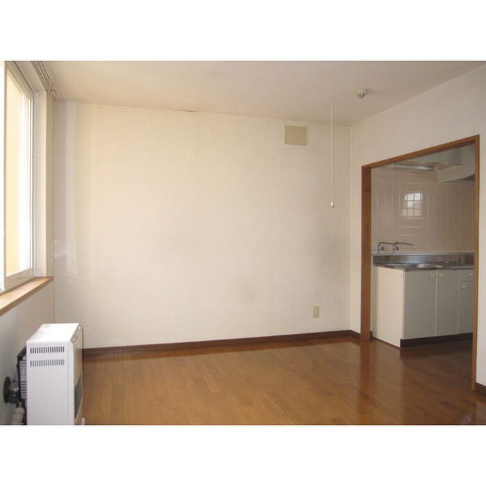 物件内観写真4　(居室)