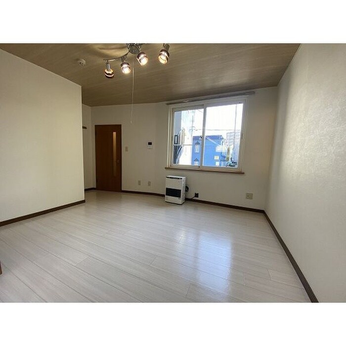 物件内観写真5　(居室)