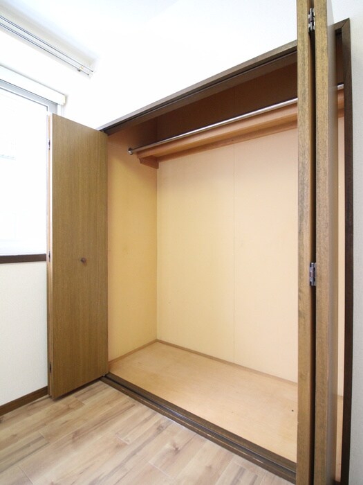 物件内観写真11　(収納)