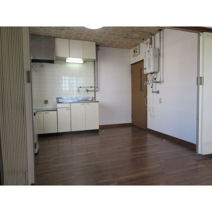 物件内観写真2　(居室)