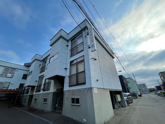 物件外観写真1　(外観写真)