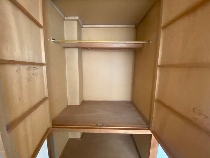 物件内観写真12　(収納)