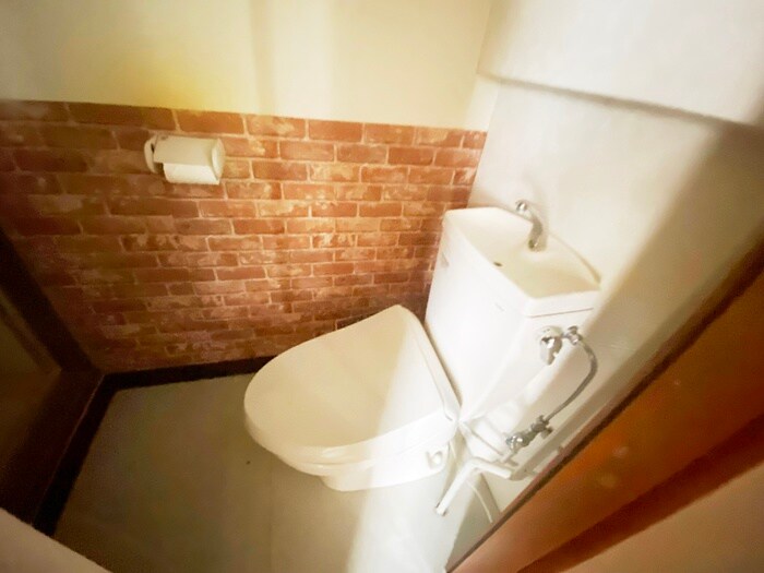 物件内観写真14　(トイレ)