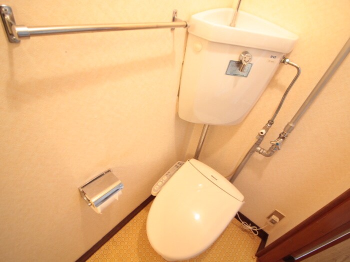 物件内観写真14　(トイレ)