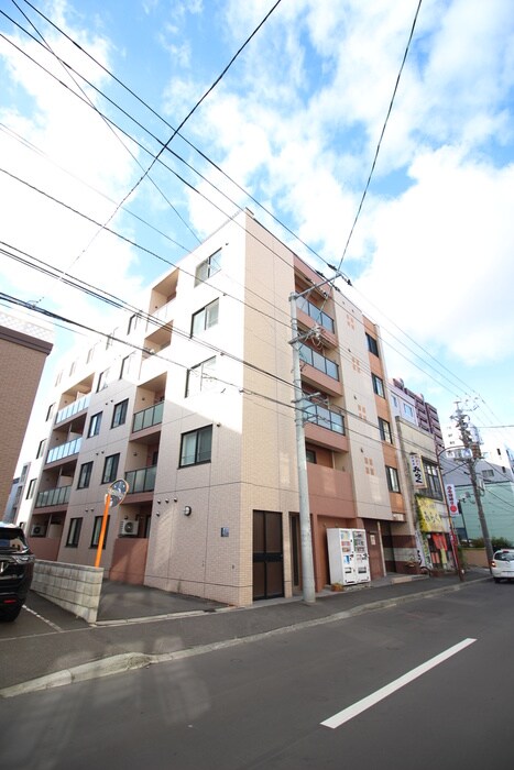 物件外観写真3　(外観写真)