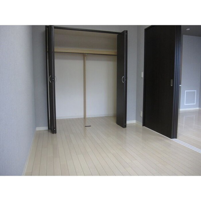 物件内観写真10　(収納)