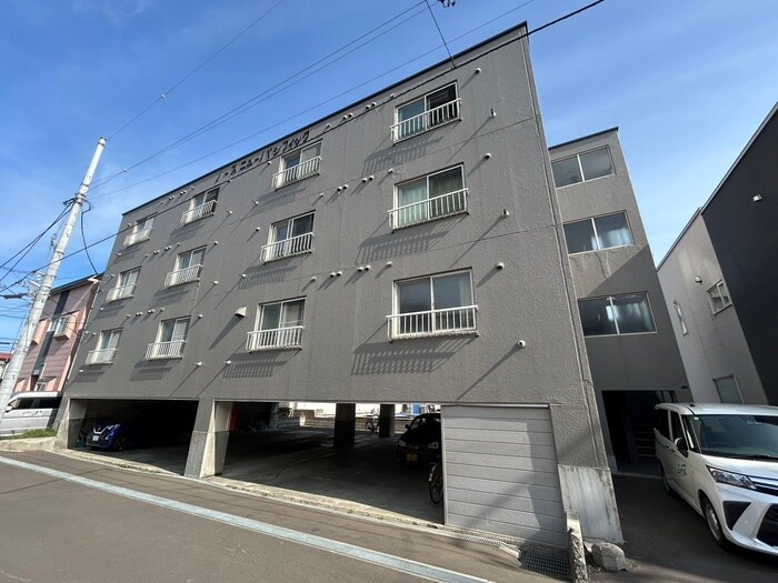 物件外観写真1　(外観写真)