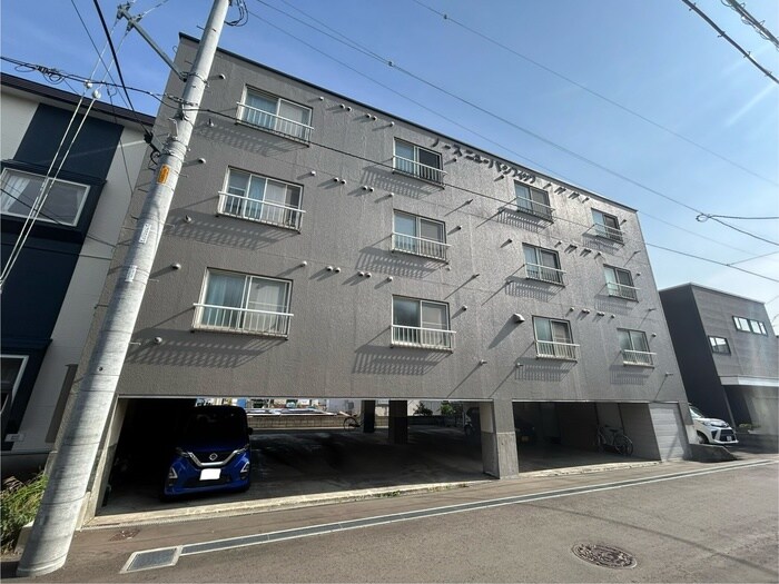 物件外観写真2　(外観写真)