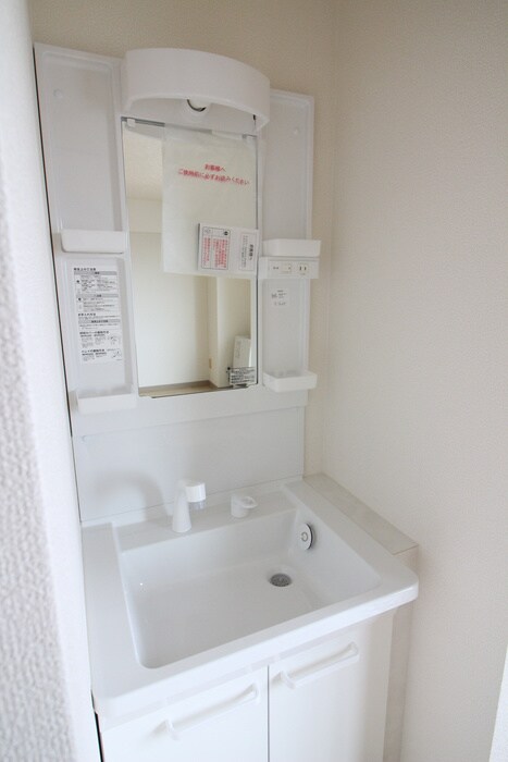 物件内観写真12　(洗面)