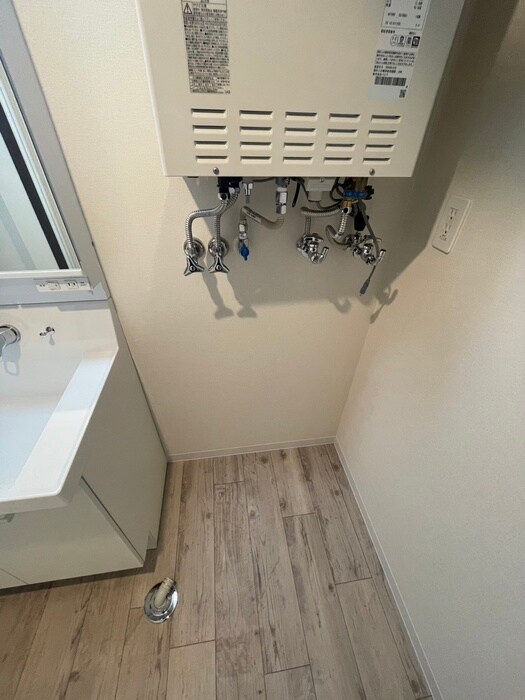 物件内観写真22　(洗濯機置場)