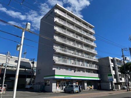 ウエスト３５外観写真