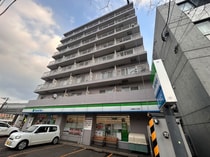 ウエスト３５の外観写真