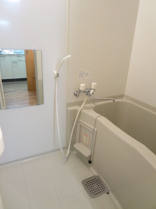 物件内観写真13　(バス／シャワールーム等)