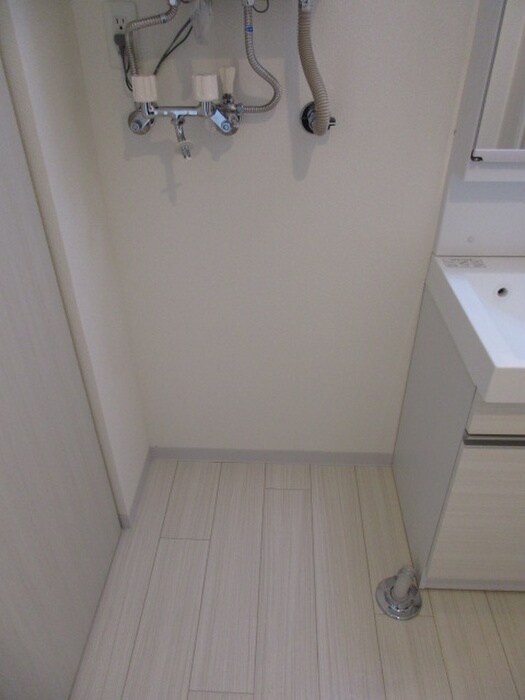 物件内観写真20　(洗濯機置場)