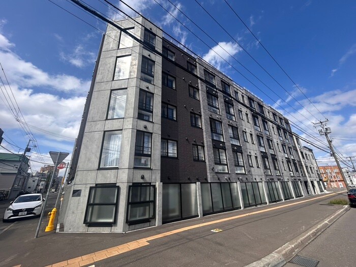 物件外観写真1　(外観写真)