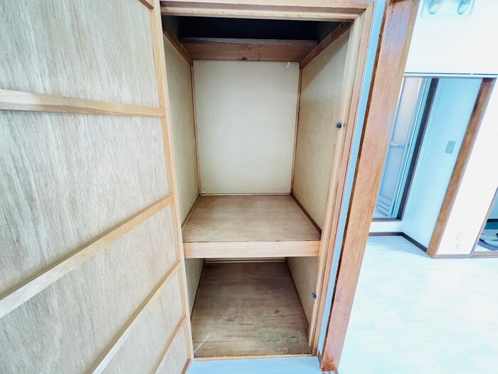 物件内観写真11　(収納)