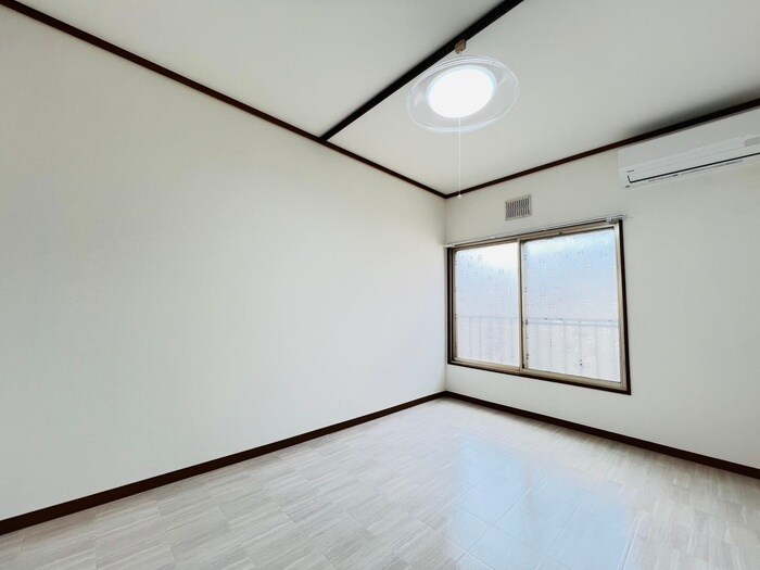 物件内観写真18　(居室)