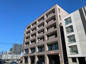 ラフォ－レ札幌外観写真