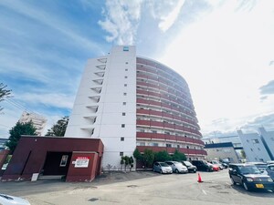 サテラ北３４条外観写真