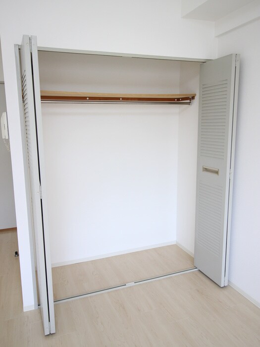 物件内観写真11　(収納)