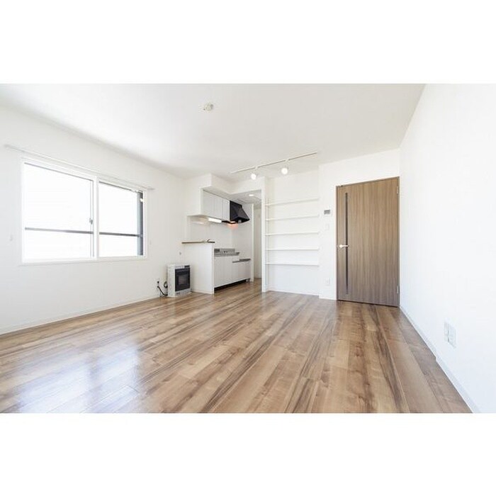 物件内観写真2　(居室)