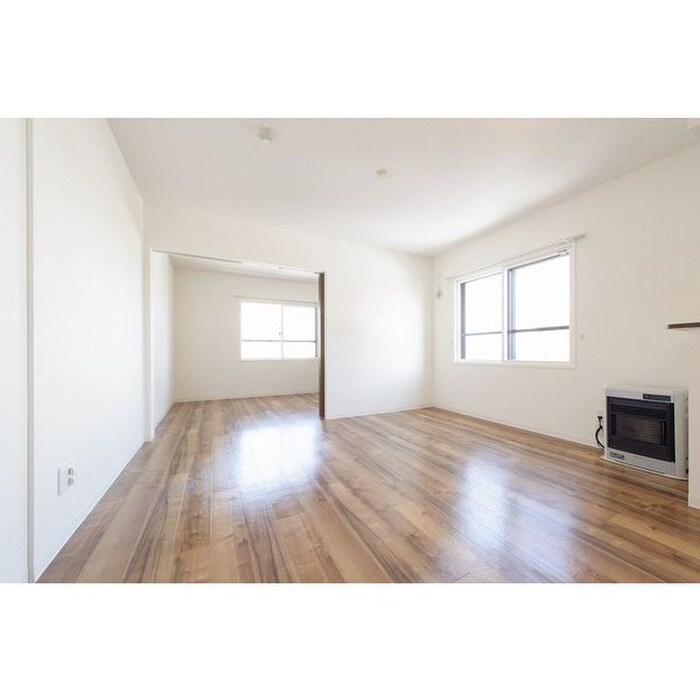 物件内観写真4　(居室)