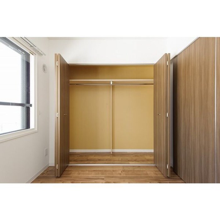 物件内観写真6　(収納)