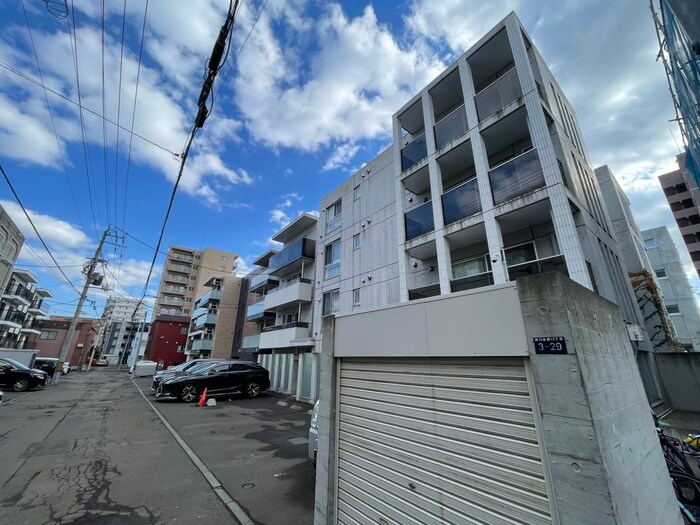 物件外観写真2　(外観写真)