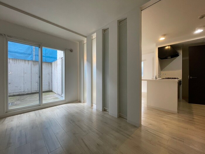 物件内観写真21　(居室)