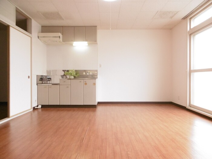 物件内観写真18　(居室)