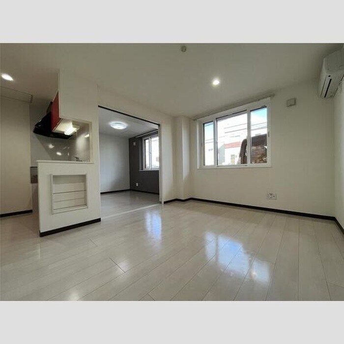 物件内観写真2　(居室)