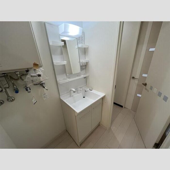 物件内観写真6　(洗面)