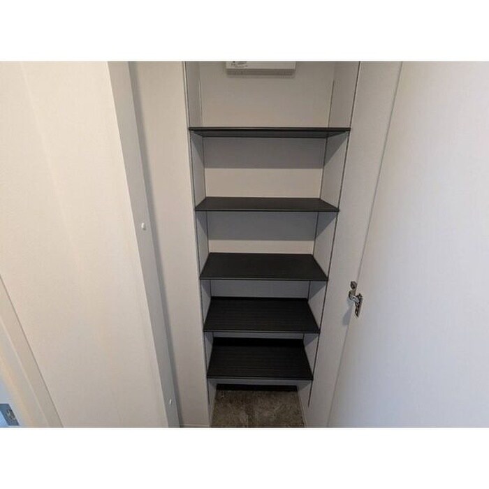 物件内観写真6　(内観写真)