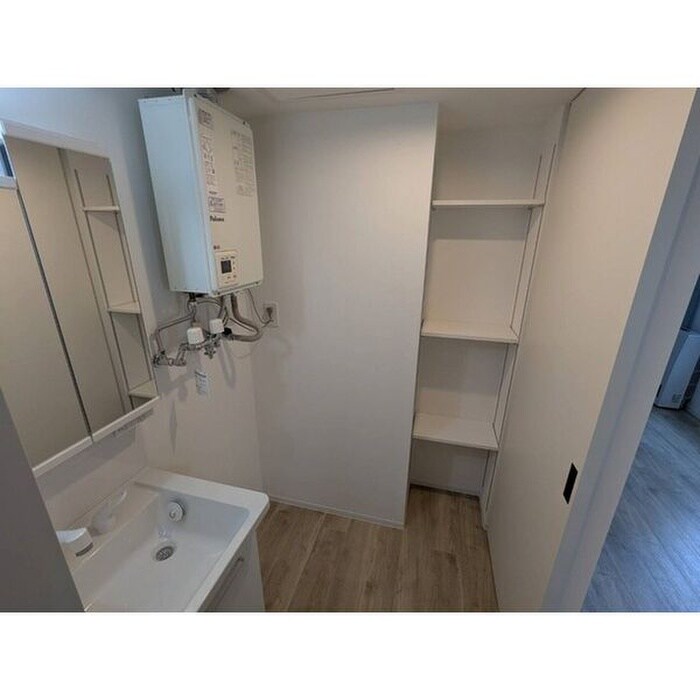 物件内観写真10　(洗面)