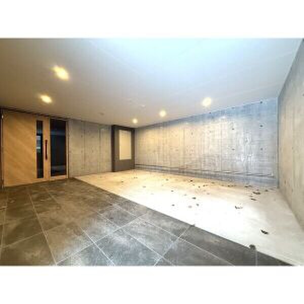 物件外観写真2　(駐輪場)