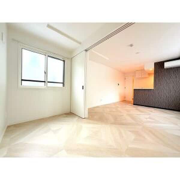 物件内観写真6　(居室)