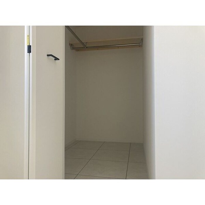 物件内観写真9　(収納)