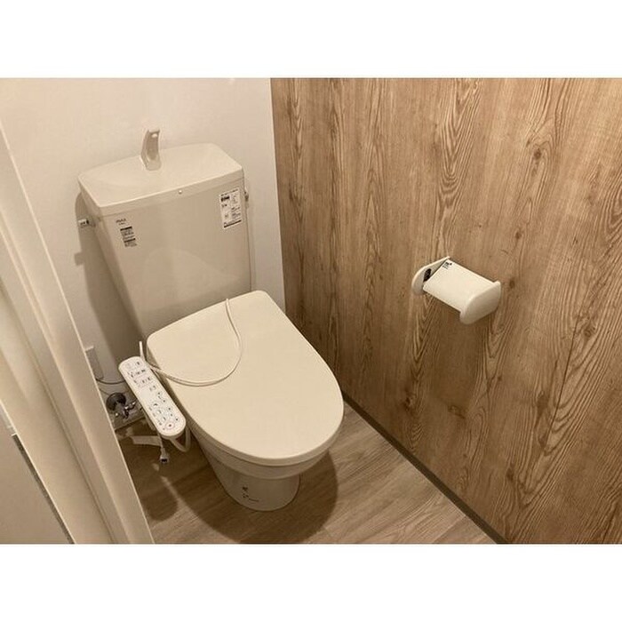 物件内観写真11　(トイレ)