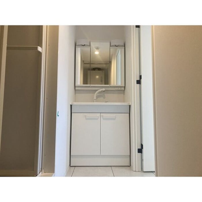 物件内観写真13　(洗面)