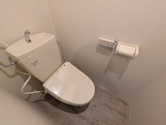 物件内観写真15　(トイレ)