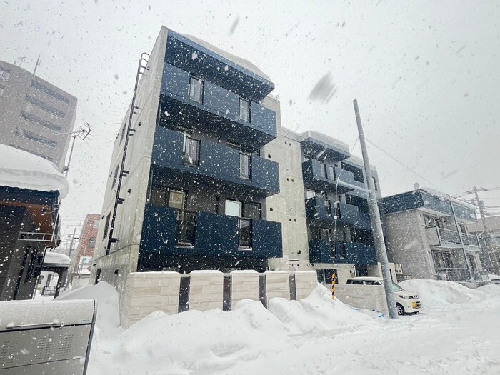 物件外観写真1　(外観写真)