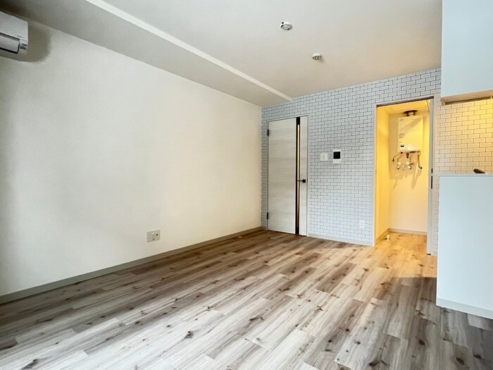 物件内観写真10　(居室)