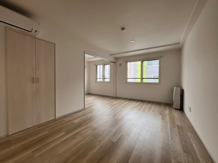 物件内観写真4　(居室)