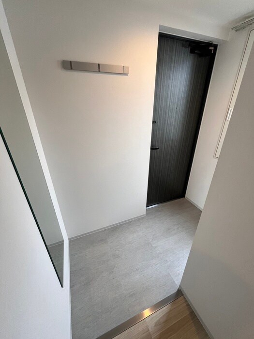 物件内観写真14　(玄関)