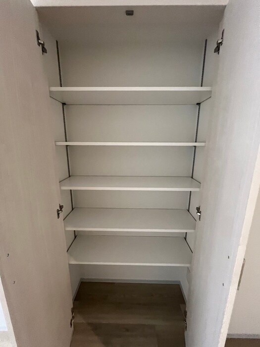 物件内観写真15　(収納)