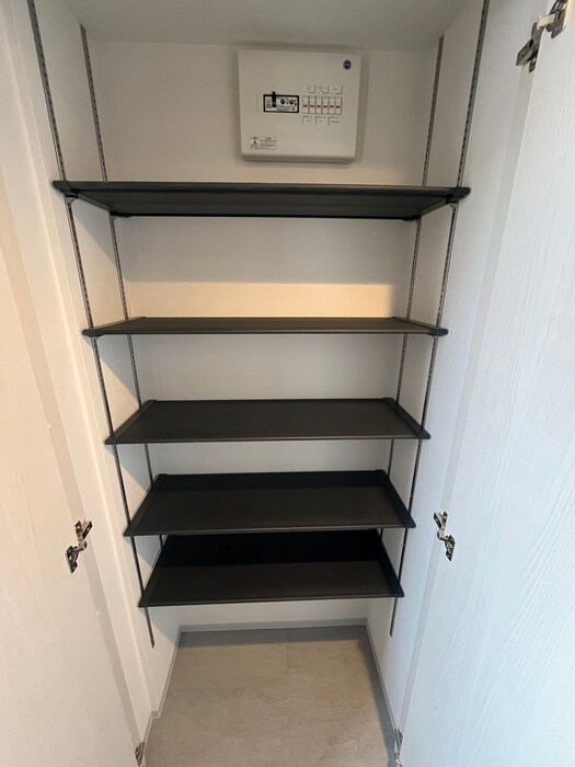 物件内観写真15　(靴箱)