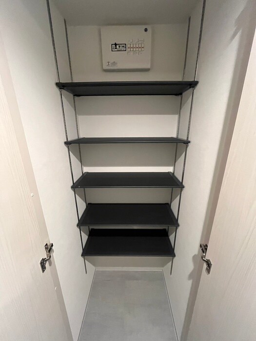 物件内観写真16　(靴箱)