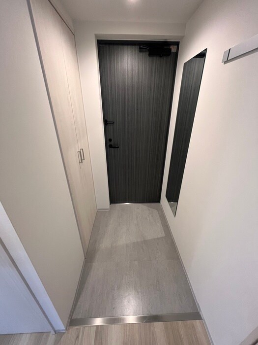 物件内観写真16　(玄関)